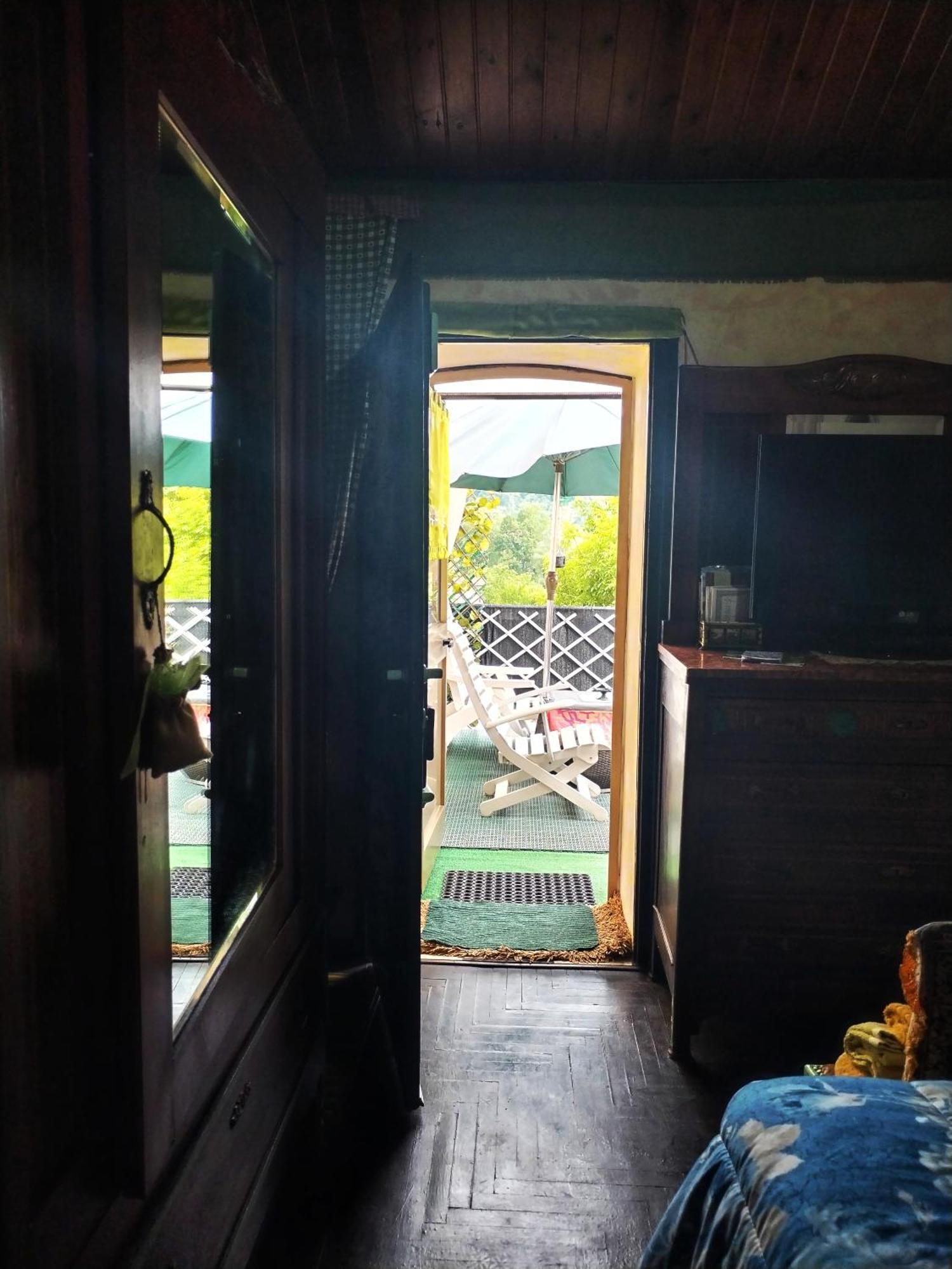 Art B&B La Casa Del Pittore Ревине-Лаго Экстерьер фото
