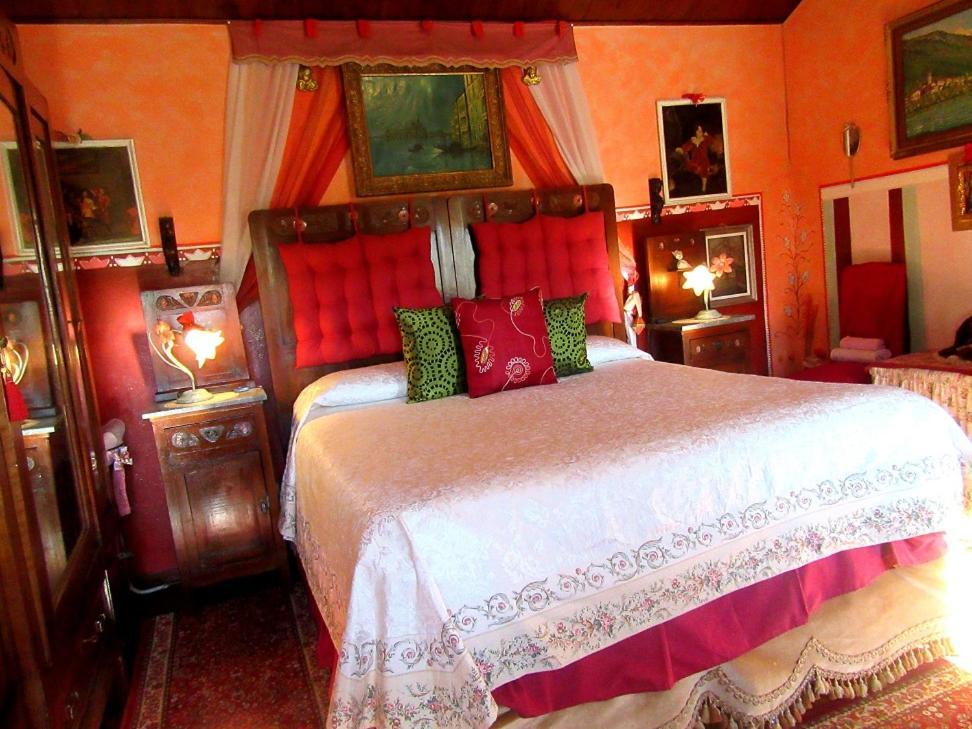 Art B&B La Casa Del Pittore Ревине-Лаго Экстерьер фото